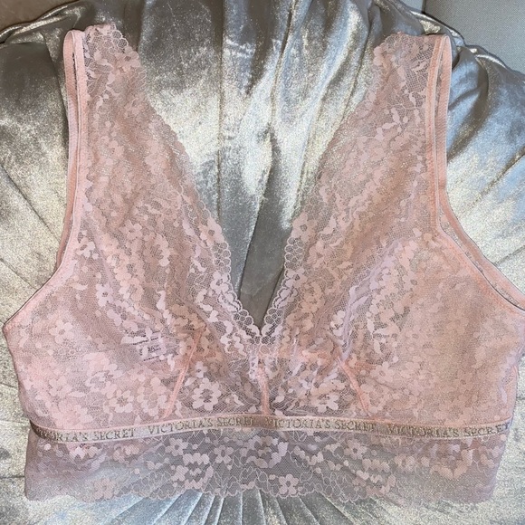 NWT:BRAND NEW VICTORIA SECRET LACE BRALETTE (PINK) - Picture 3 of 13
